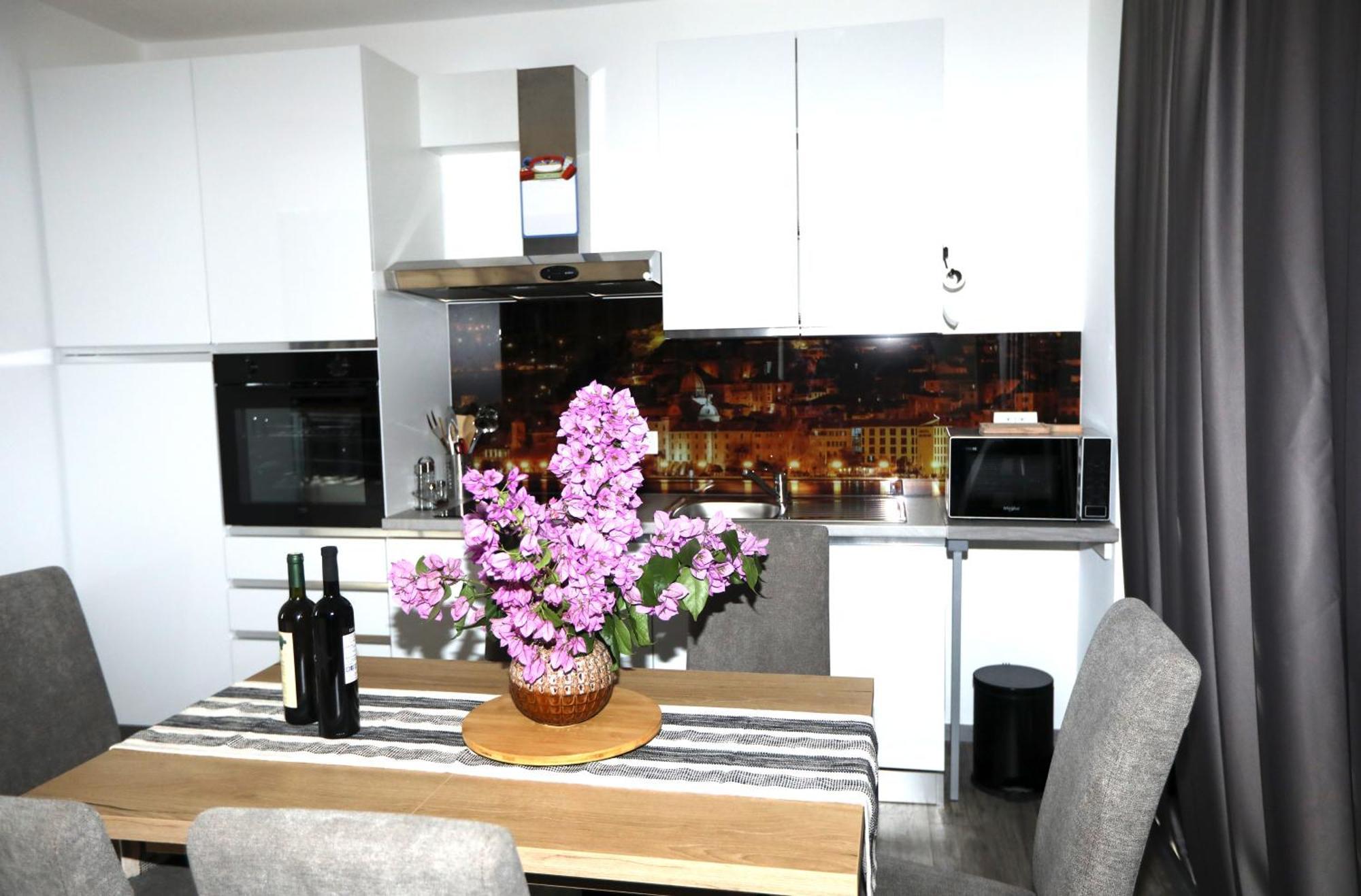 D R Apartments Sibenik Bagian luar foto